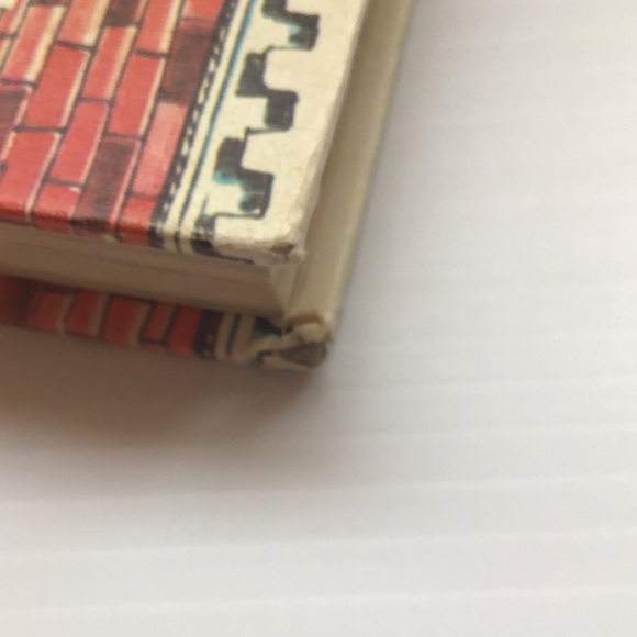 Richard Scarry's Going Places Golden Books Look and Learn Library (1971) - Picture 5 of 7